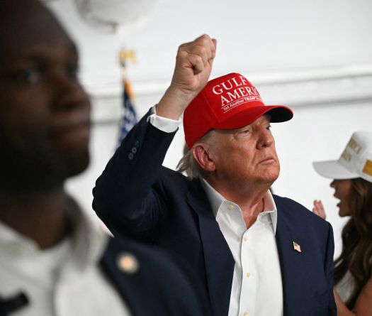 Victoire majeure pour Trump avec l'adoption de son vaste projet de loi budgétaire