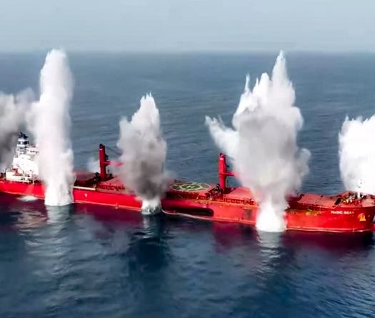 Le commerce maritime iranien sous blocus américain, Téhéran menace de verrouiller la mer Rouge