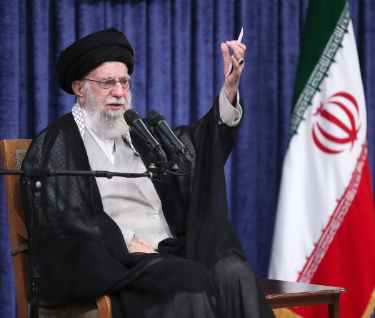Iran: l'ayatollah Khamenei appelle à doper la production pétrolière