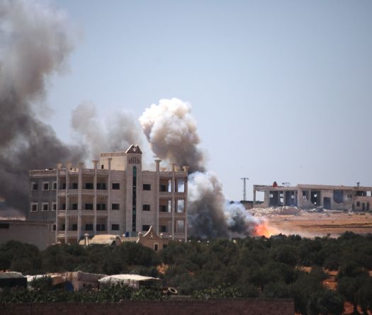 Syrie: au moins 12 morts et plus de 100 blessés dans une série d’explosions à un entrepôt d’armes 