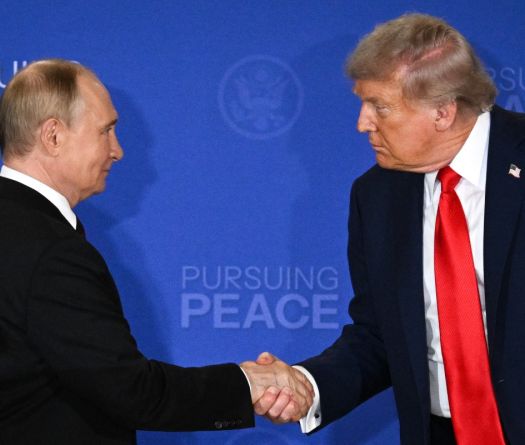 Trump écarte un cessez-le-feu immédiat en Ukraine et plaide pour un «accord de paix» direct