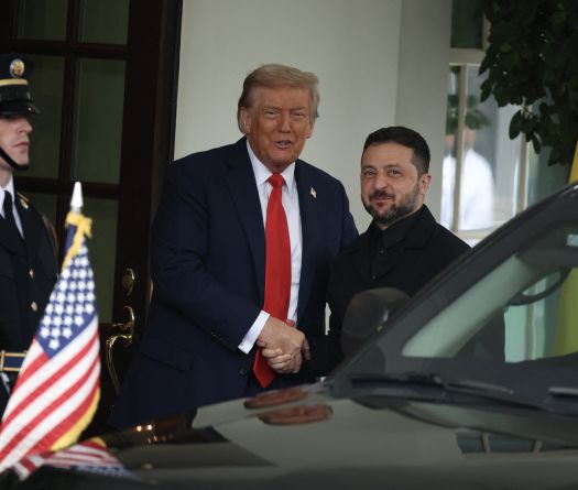 Trump reçoit aimablement Zelensky et exprime son optimisme sur la paix en Ukraine