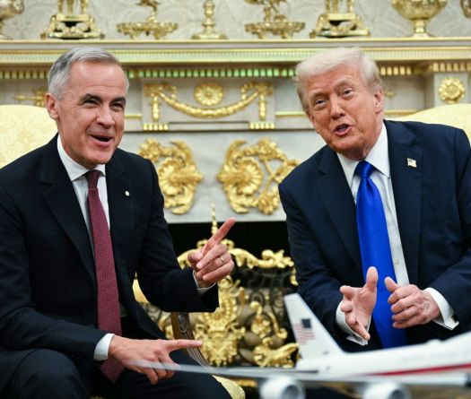 Trump suspend pour trois jours l'entrée en vigueur de nouveaux droits de douane pour le Canada