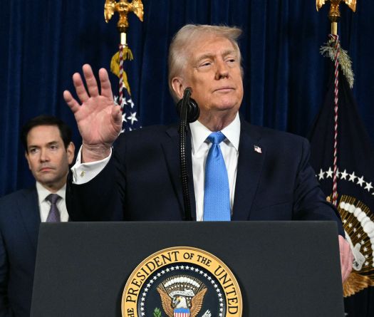 Venezuela&nbsp;: Trump adresse un avertissement sévère à la présidente par intérim