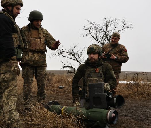 Ukrainiens et Américains se réunissent à Genève, après de nouvelles frappes russes