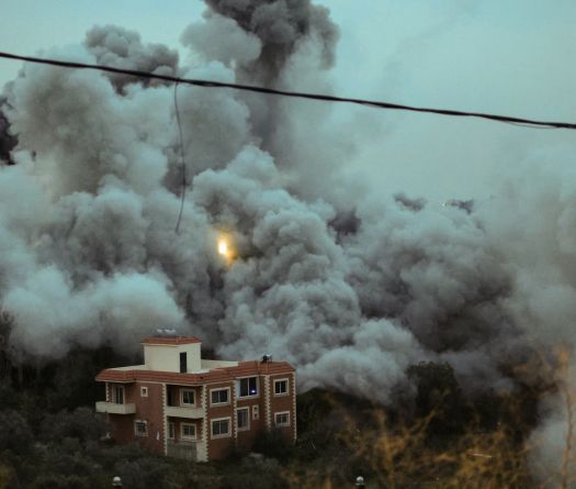 Nouvelles frappes israéliennes au Liban-Sud et à la frontière syrienne au nord