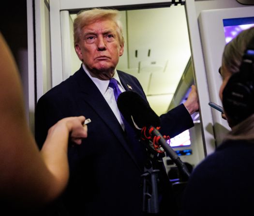 Iran: Trump se donne «dix» à «quinze jours» pour prendre une décision