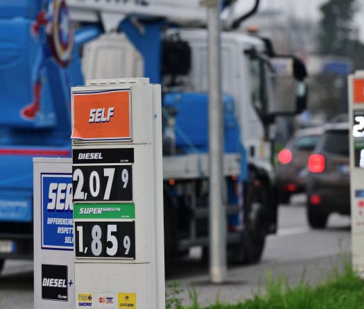 Guerre au M-O: conséquences économiques mondiales au jour 13