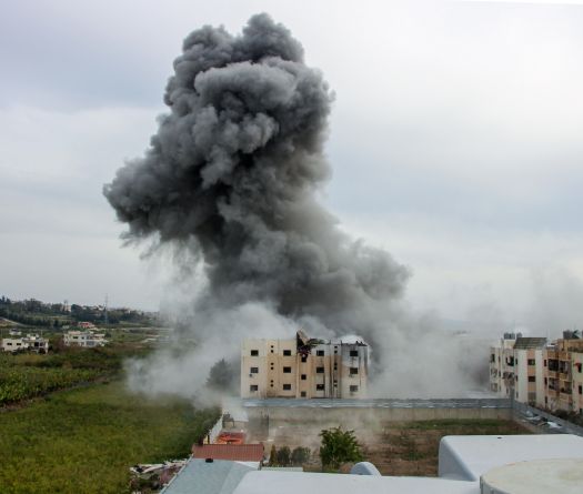 Escalade militaire dans le Sud: frappes aériennes et axes stratégiques bloqués