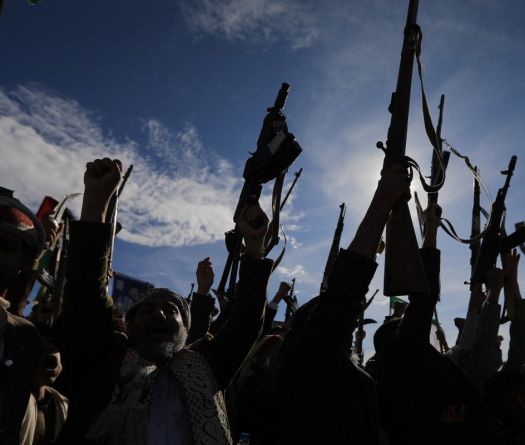 Yémen: les Houthis menacent de s'en prendre aux installations pétrolières saoudiennes