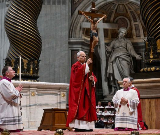 Pâques: le pape appelle «ceux qui ont le pouvoir de déclencher les guerres» à «choisir la paix»