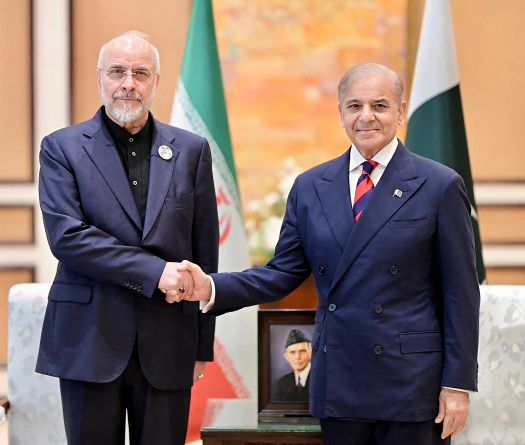 Deux sessions de négociations entre l'Iran et les États-Unis, une troisième probable «ce soir ou demain» 