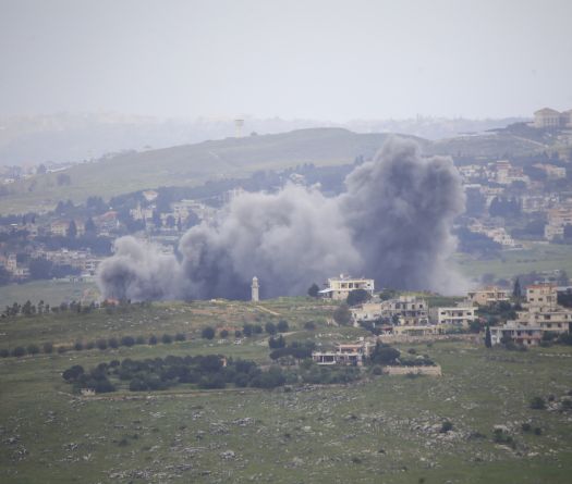 L'armée israélienne annonce des frappes sur des infrastructures du Hezbollah au Sud