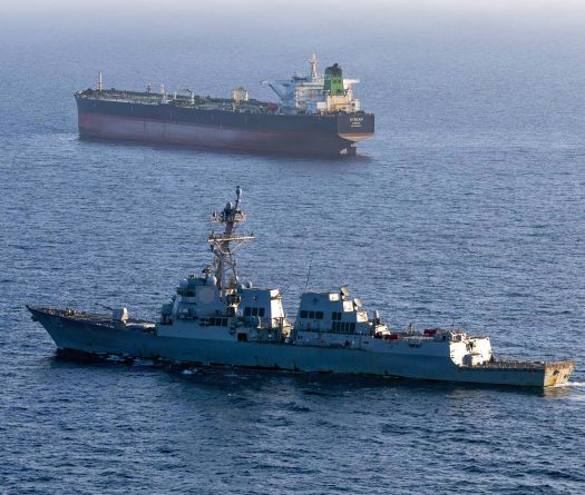Les États-Unis annoncent avoir frappé trois pétroliers iraniens