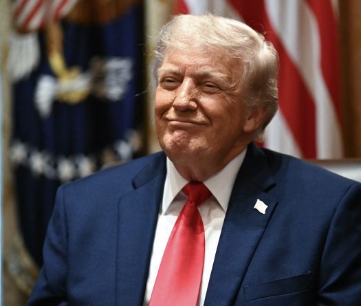 Trump «pas satisfait» des propositions iraniennes et menace de «pulvériser» Oman