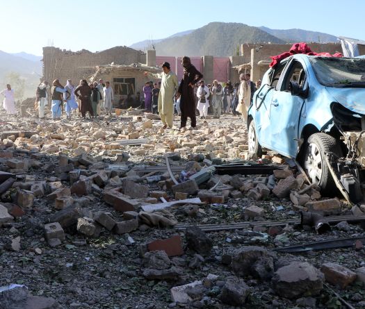 Afghanistan: une trentaine de morts dans des frappes pakistanaises, Kaboul dénonce des victimes civiles