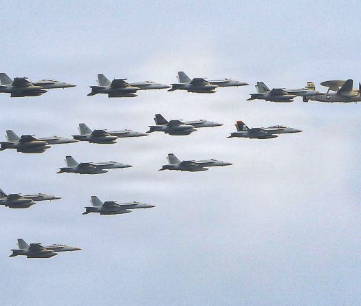 Iran-États-Unis: de nouvelles frappes dans la nuit, Téhéran promet de garder Ormuz fermé