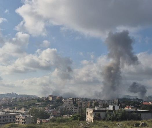 Frappes israéliennes ciblées au sud et dynamitage à Khiam