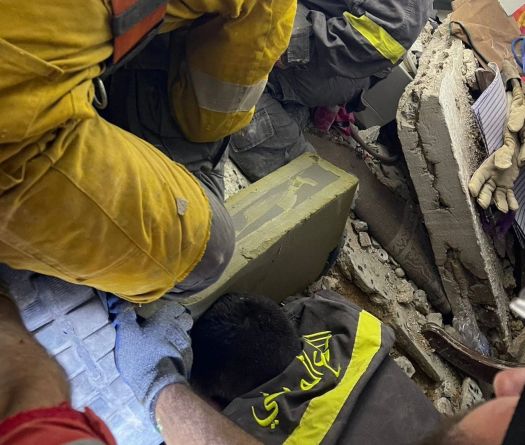 Poursuite des recherches après l’effondrement de deux immeubles à Tripoli