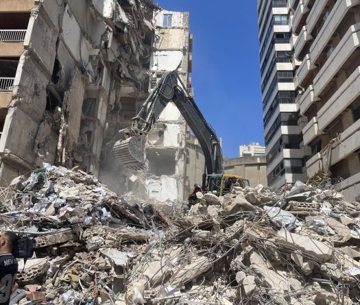 Beyrouth: témoignages d’un lendemain de frappes dévastatrices