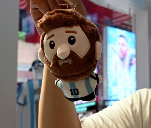 Mondial 2026: Messi en peluche, le succès des jouets stars en Chine
