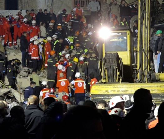 Tripoli: 14 morts après l’effondrement d’un immeuble