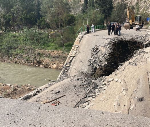 Retour au Sud: routes rouvertes, alerte aux mines persistante