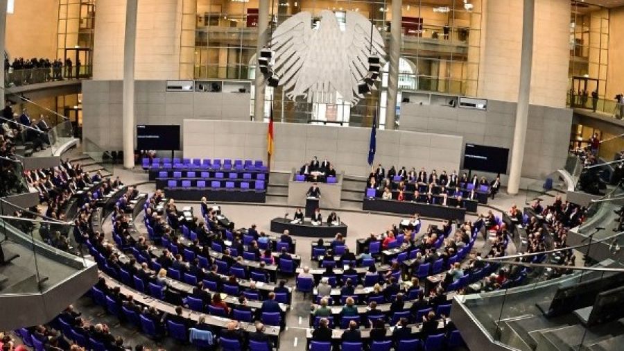 Immigration: l'Allemagne opte pour le modèle canadien