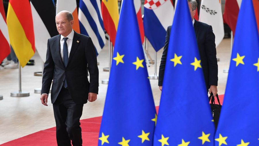 L'UE se prive du pétrole russe pour sauver l'Ukraine