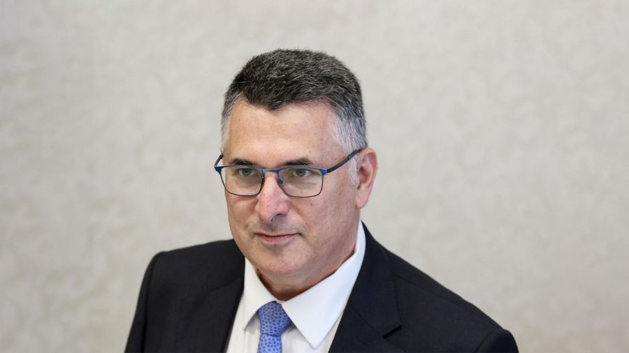 Gideon Saar: Israël veut la paix avec le Liban mais doit «neutraliser» le Hezbollah