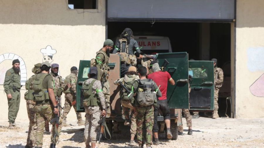 La Syrie refuse que les Kurdes conservent leurs armes malgré l’accord d’intégration