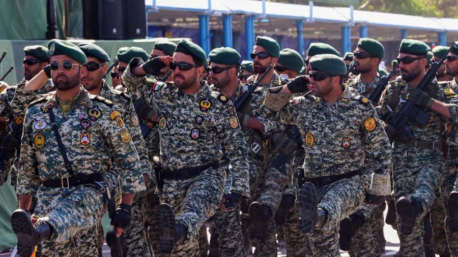 Artesh contre Gardiens de la Révolution: le front iranien oublié