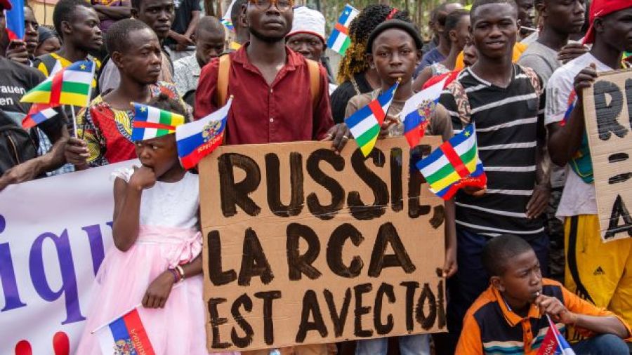 L'Afrique doit condamner l'agression russe en Ukraine, affirment Paris et Berlin