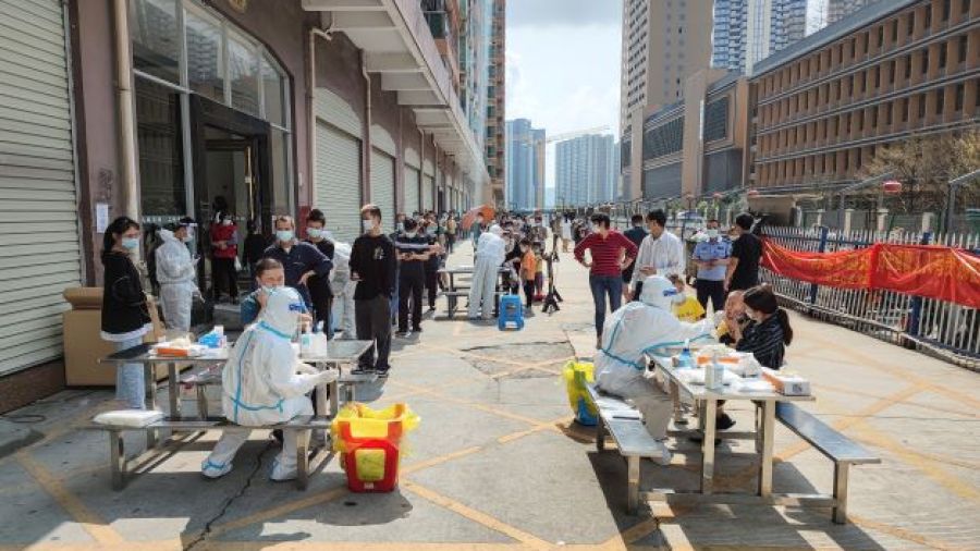 La lutte anti-Covid en Chine, une chasse aux sorcières