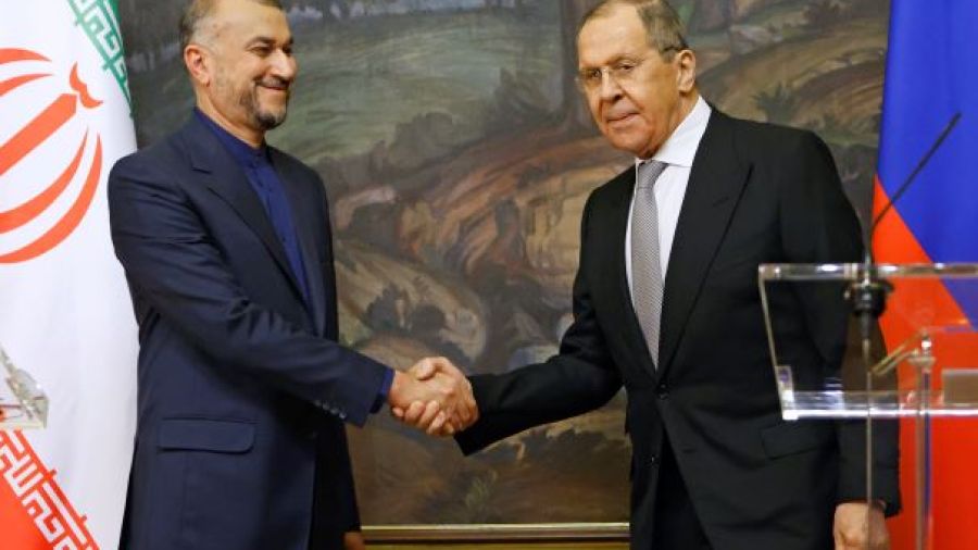 Privée de fournisseurs, l'industrie russe se tourne vers l'Iran