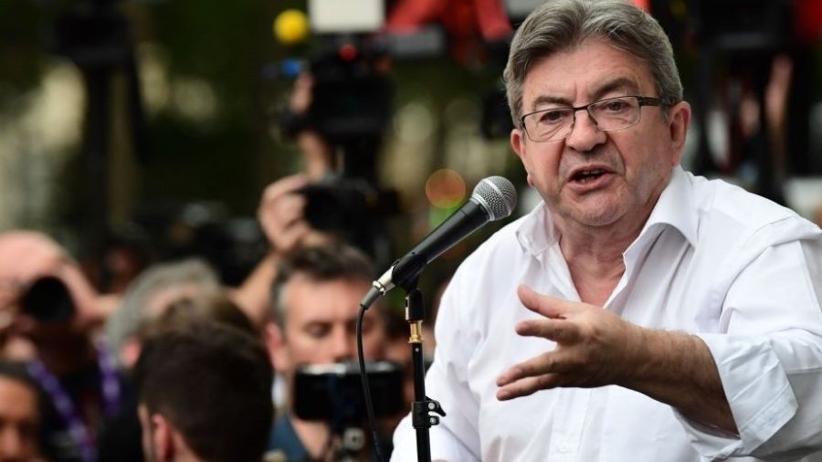 Face aux émeutes, une gauche à plusieurs vitesses