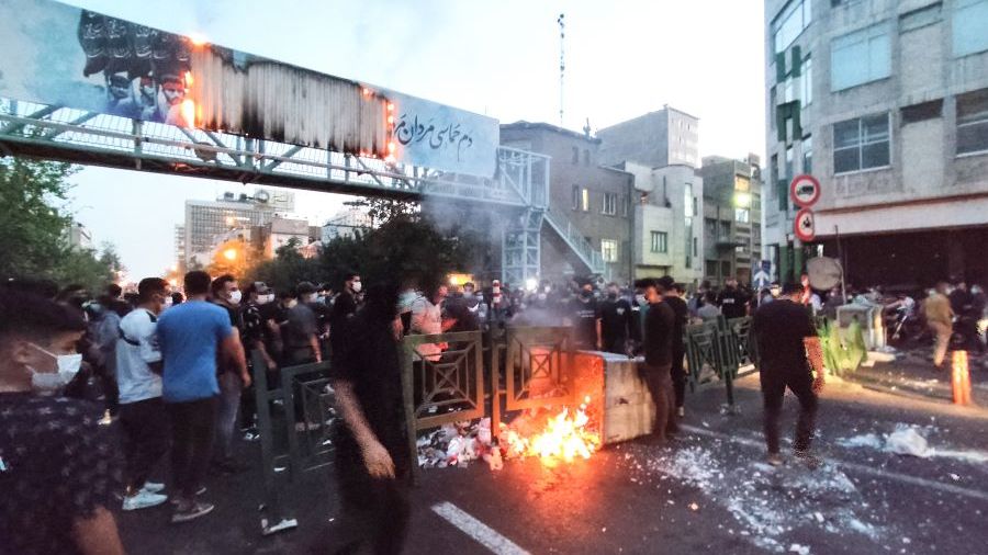 Iran: les manifestants détournent la coupure d'internet