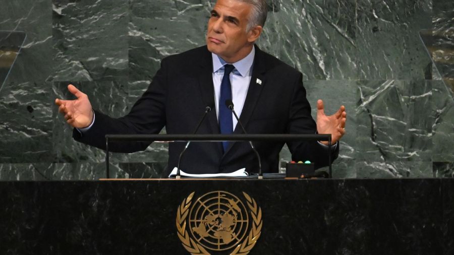 Etat palestinien: Lapid ne convainc personne
