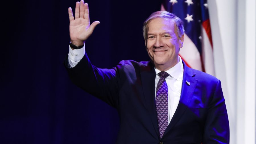 Mike Pompeo y va de ses révélations
