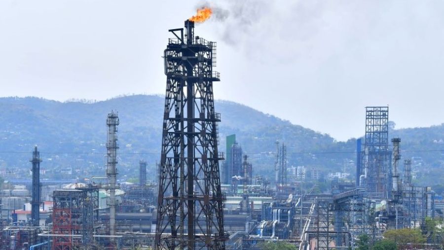 L'Arabie Saoudite sabre sa production de pétrole