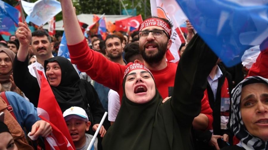 Présidentielle turque: Erdogan revendique la victoire