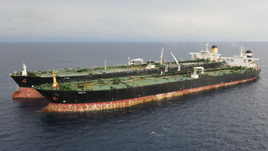 L'Iran saisit un navire étranger pour contrebande de pétrole