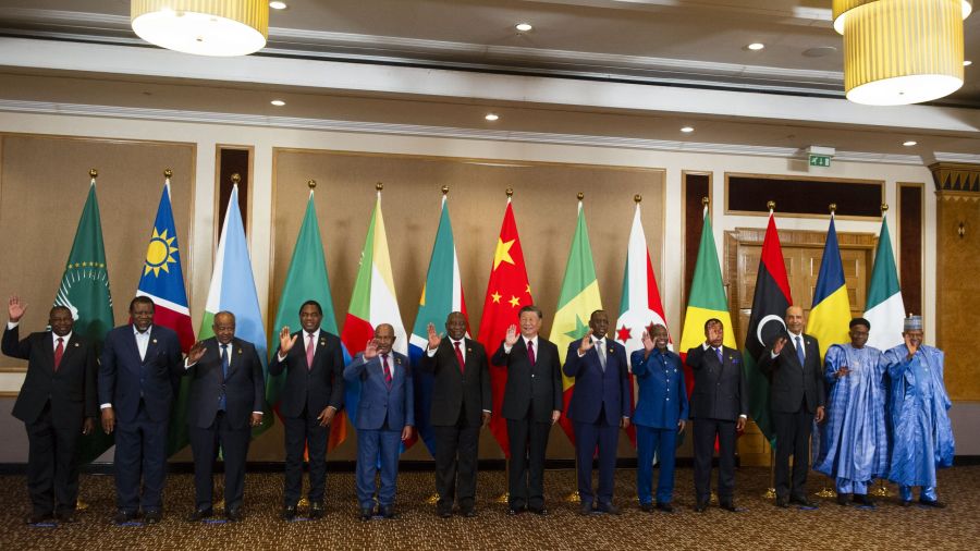 Brics: le bloc des pays émergents s'élargit