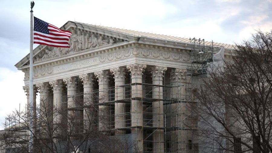 Le droit du sol aux États-Unis: un principe constitutionnel en débat