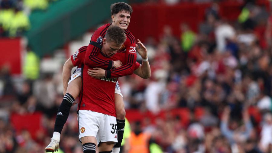 Tottenham met la pression, Manchester United se sauve