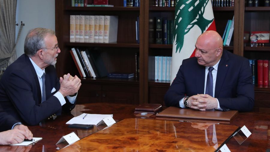 Aoun: La décision sur le monopole des armes par l’État a été prise
