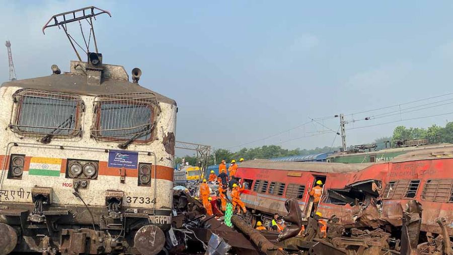 288 morts en Inde après une catastrophe ferroviaire