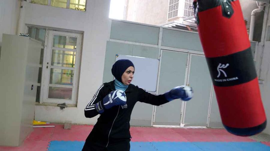 En Irak, les boxeuses mettent K.-O. préjugés et tabous