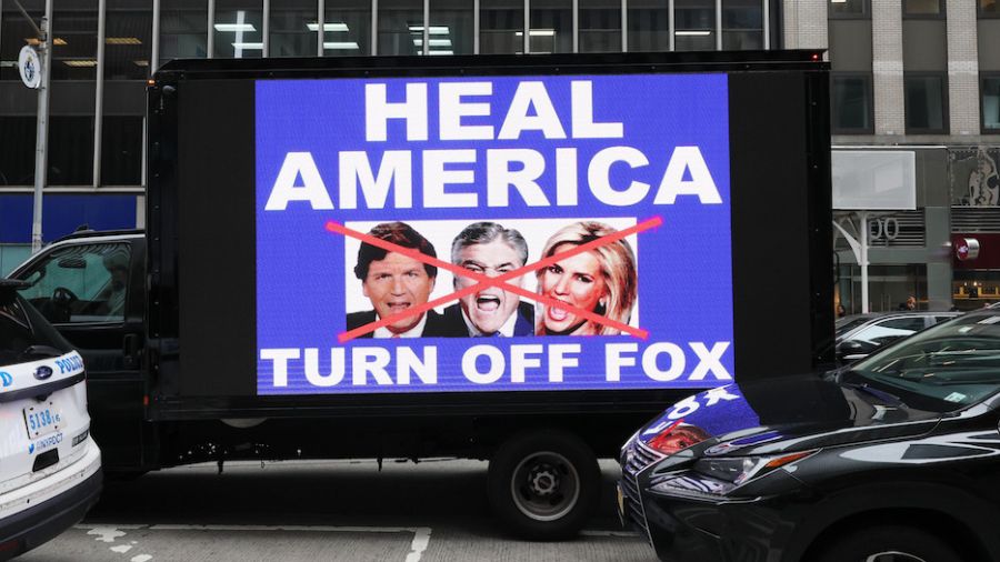 Fraudes électorales: Fox News complice des intox de Trump