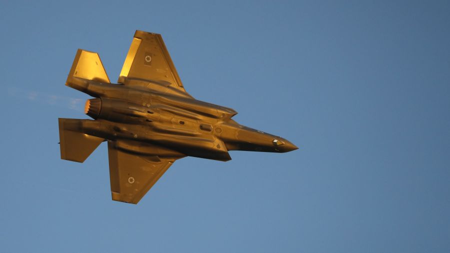 Israël frappe un site de missiles souterrain à l'ouest de l'Iran